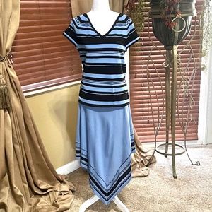 Women's 2 piece Dress. - Size M - NEW ITEM